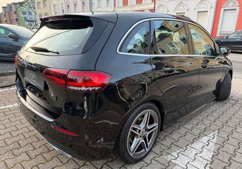 Mercedes-Benz B 180, 2019