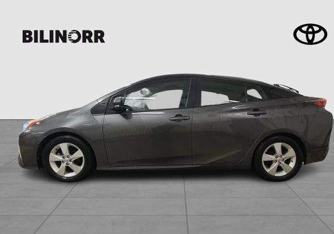 Toyota Prius, 2016