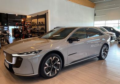 Mazda, 2025