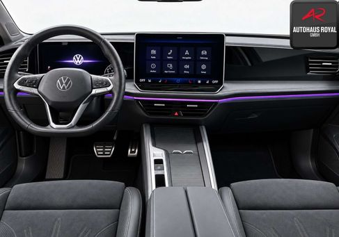 Volkswagen Passat, 2024 2