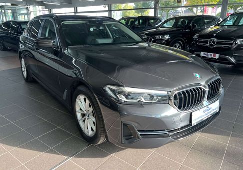 BMW 520, 2023 3
