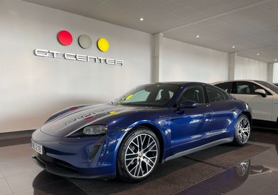 Porsche Taycan, 2022