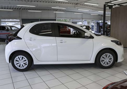 Toyota Yaris, 2025