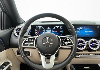 Mercedes-Benz EQB, 2023