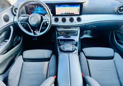 Mercedes-Benz E 220, 2021
