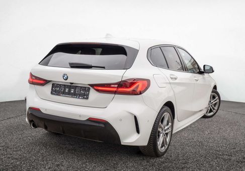 BMW 118, 2023