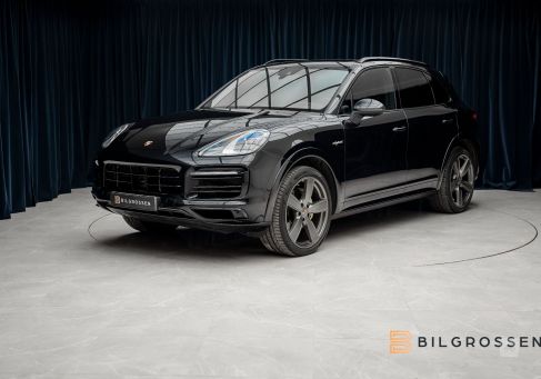 Porsche Cayenne, 2021