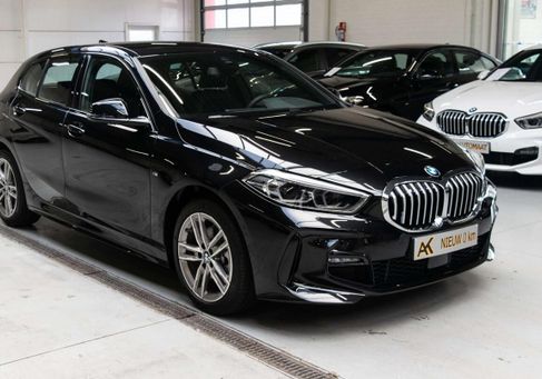 BMW 1 Serija, 2022