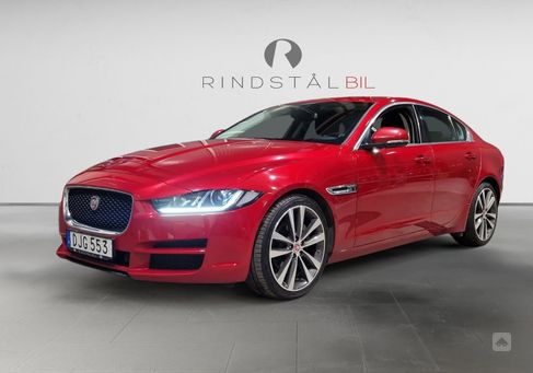 Jaguar XE, 2016