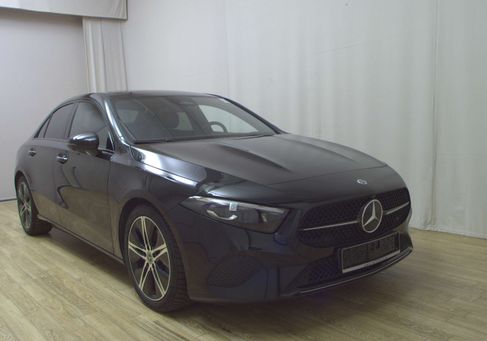 Mercedes-Benz A 220, 2023