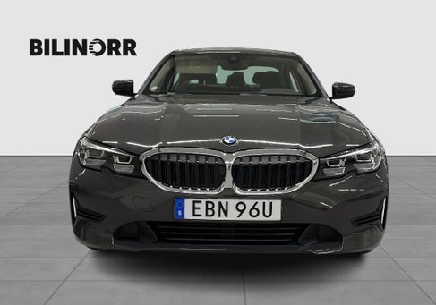 BMW 318, 2020