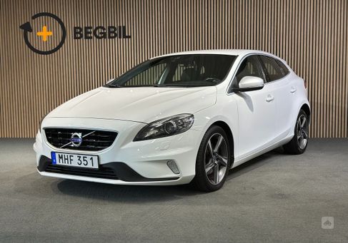 Volvo V40, 2016