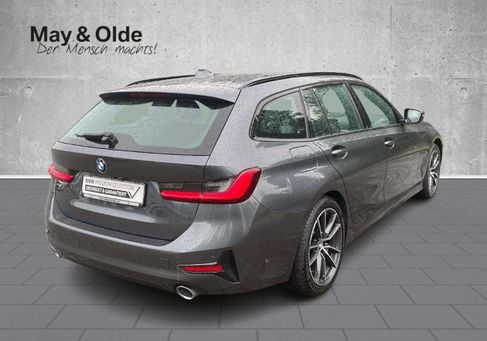 BMW 318, 2021