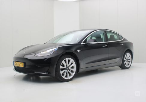 Tesla Model 3, 2019