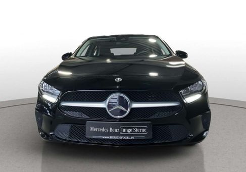 Mercedes-Benz A 250, 2022