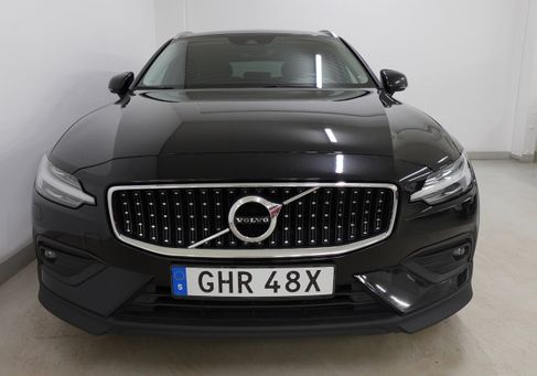 Volvo V60 Cross Country, 2022