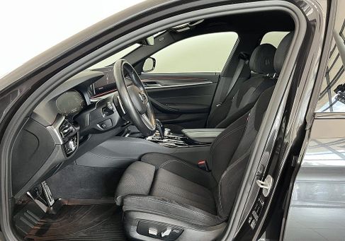 BMW 520, 2021 2