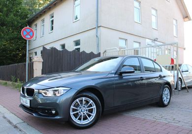 BMW 318, 2018