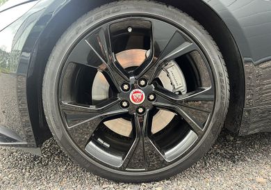 Jaguar F-Type, 2021