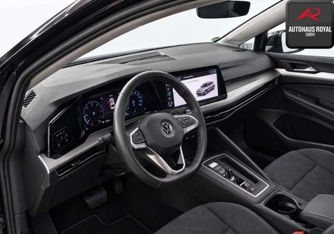 Volkswagen Golf, 2023 2
