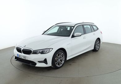 BMW 330, 2021