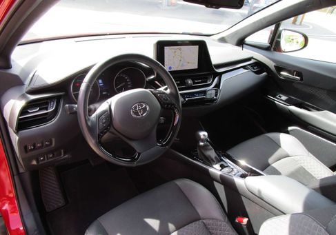Toyota C-HR, 2022 3