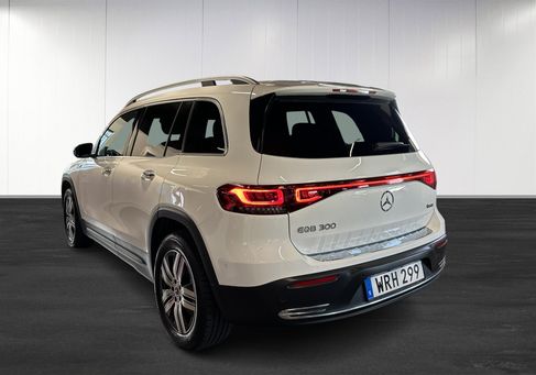 Mercedes-Benz EQB, 2022