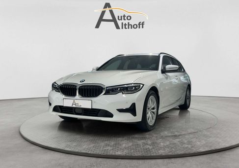 BMW 330, 2020