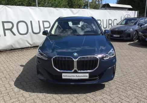 BMW 220, 2025 2