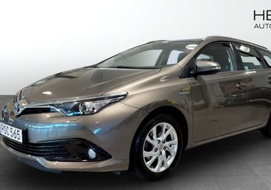 Toyota Auris Touring Sports, 2016