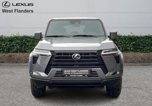 Lexus, 2025
