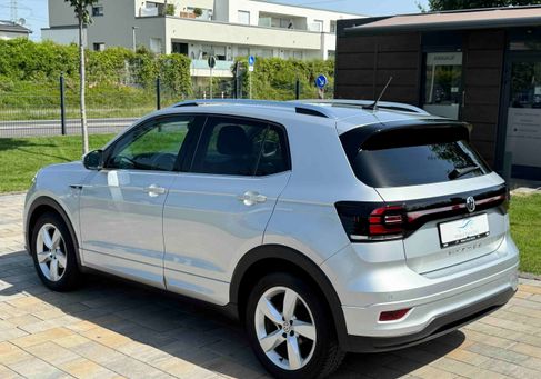 Volkswagen T-Cross, 2019