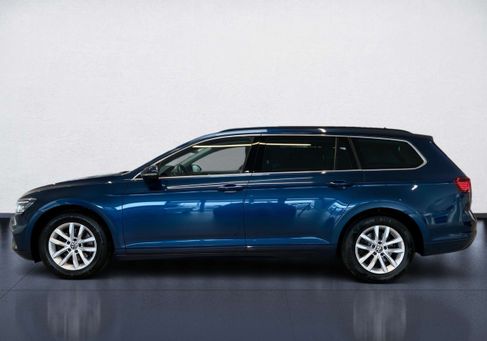 Volkswagen Passat Variant, 2023 3