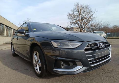 Audi A4, 2022