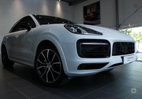 Porsche Cayenne, 2023