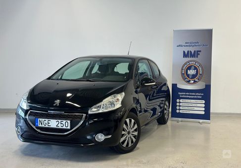 Peugeot 208, 2012