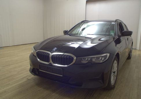 BMW 320, 2021