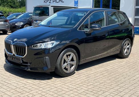 BMW 218, 2022 2