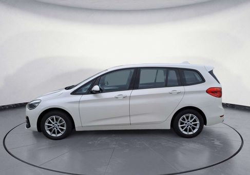 BMW 218, 2019 3