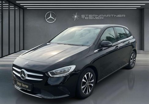 Mercedes-Benz B 180, 2020