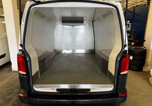 Volkswagen T6 Transporter, 2021