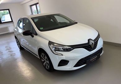 Renault Clio, 2023