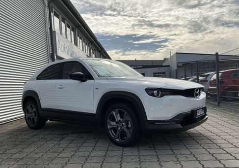 Mazda MX-30, 2023 3