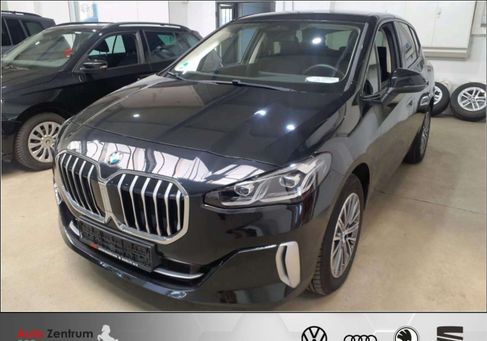 BMW 218, 2022 2