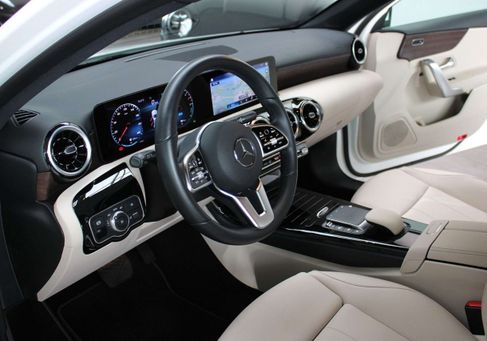 Mercedes-Benz A 250, 2021 2