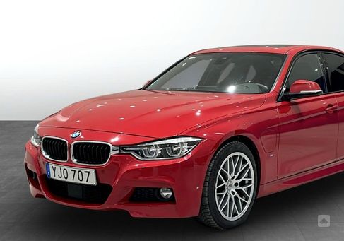 BMW 330, 2017