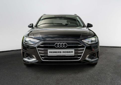 Audi A4, 2022