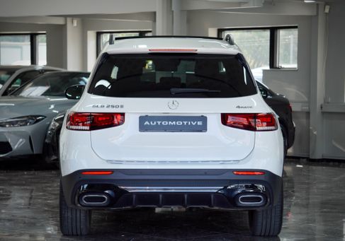 Mercedes-Benz GLB 250, 2020