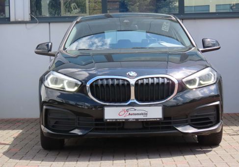 BMW 116, 2021