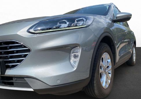 Ford Kuga, 2021